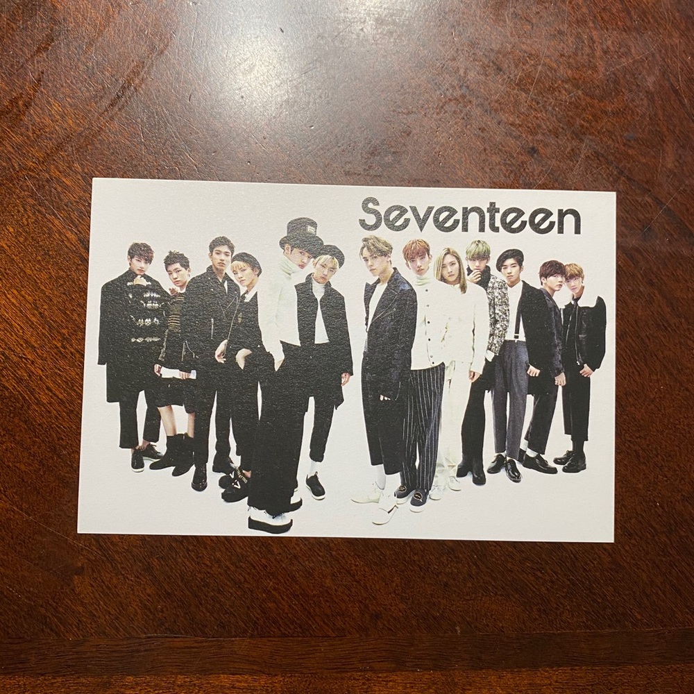 NWT K-Pop SEVENTEEN Postcard